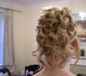 Bridal Hair Falling Curls