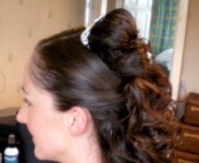Bridal Hair Curly Half Up