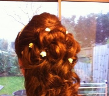 Bridal Hair Curls Half Up